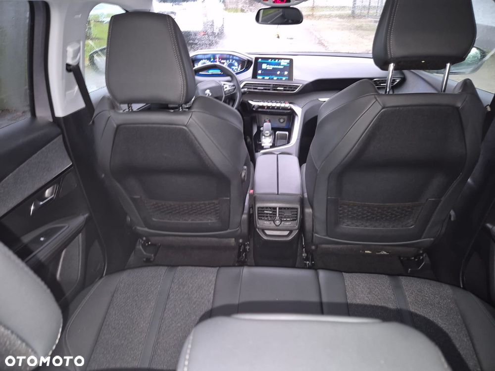 Peugeot 3008 - 9