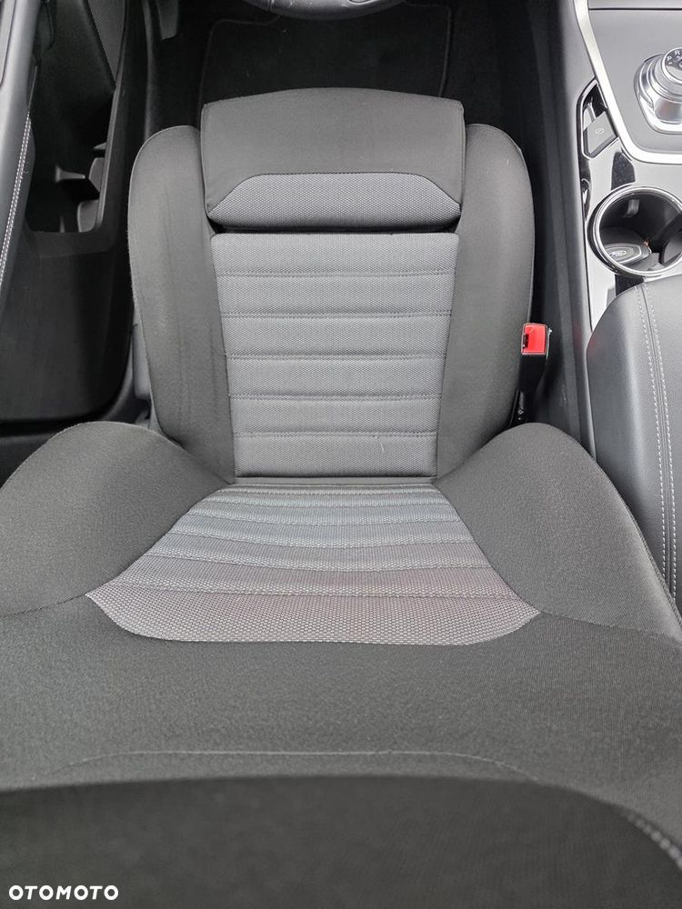 Ford S-Max 2.5 Duratec FHEV TREND - 18