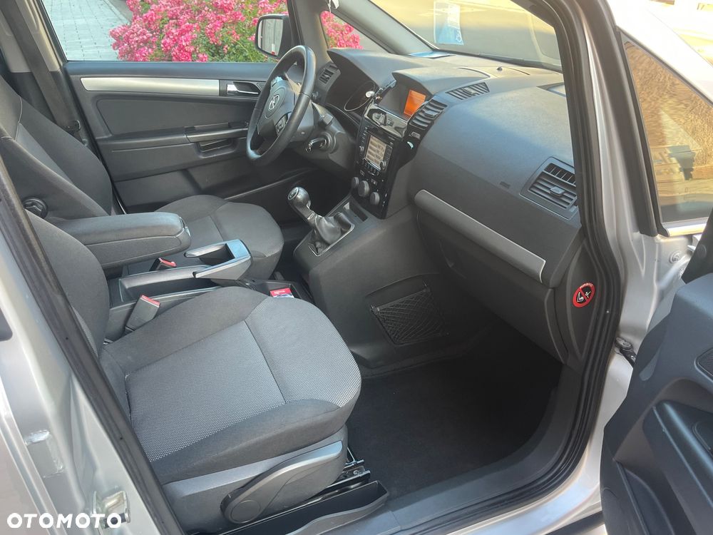 Opel Zafira 1.7 CDTI Cosmo EU5 - 10