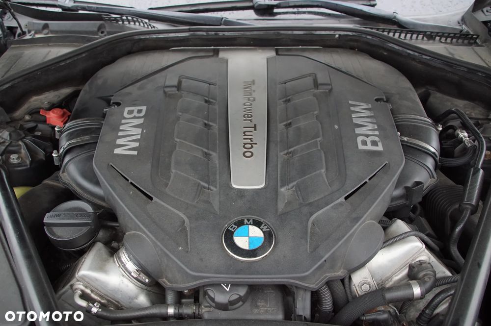 Pojazd na części BMW F01 750i Long xDrive, rocznik 2011 BLACK SAPPHIRE METALLIC (475) XCL.LEDER NAPPA ERW./D5 SATB HELL (NAD5) silnik N63B44O0 skrzynia GA6HP-26Z drzwi klapa szyba fotele long amortyzator - 36