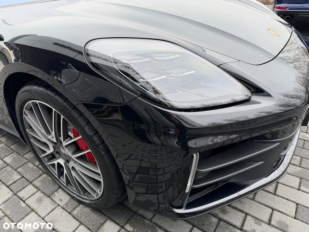 Porsche Panamera 4S E-Hybrid - 12