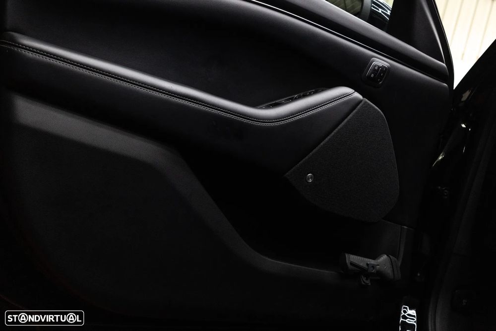 Ford Mustang Mach-E Standard - 15