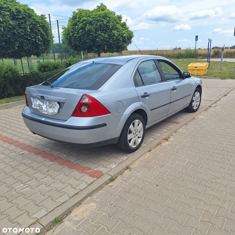 Ford Mondeo 1.8 X - 2