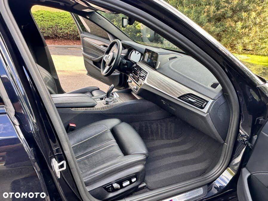 BMW Seria 5 540i xDrive M Sport sport - 11
