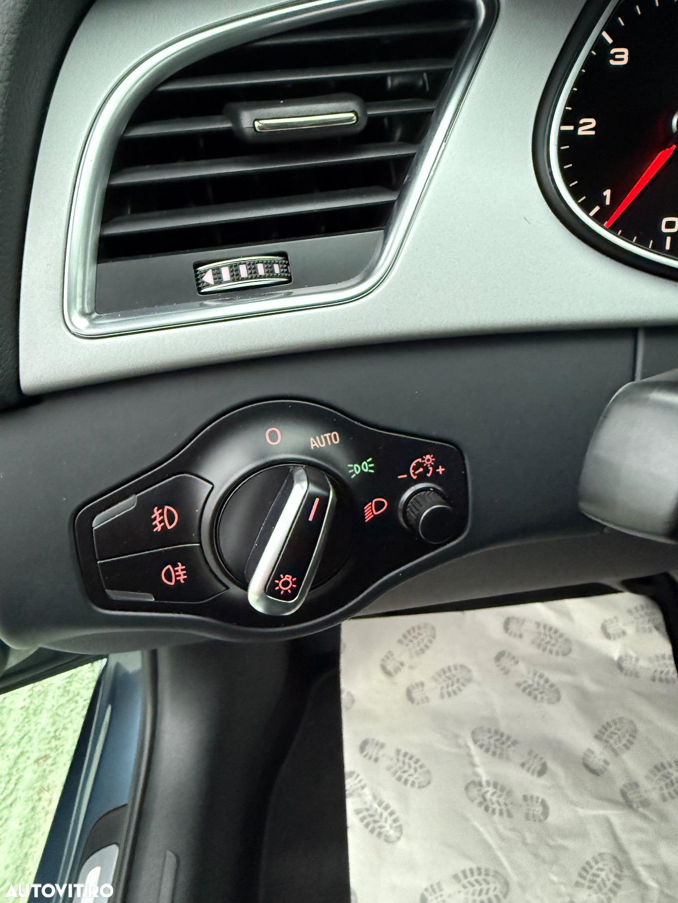 Audi A4 Avant 2.0 TDI quattro S tronic Sport - 11
