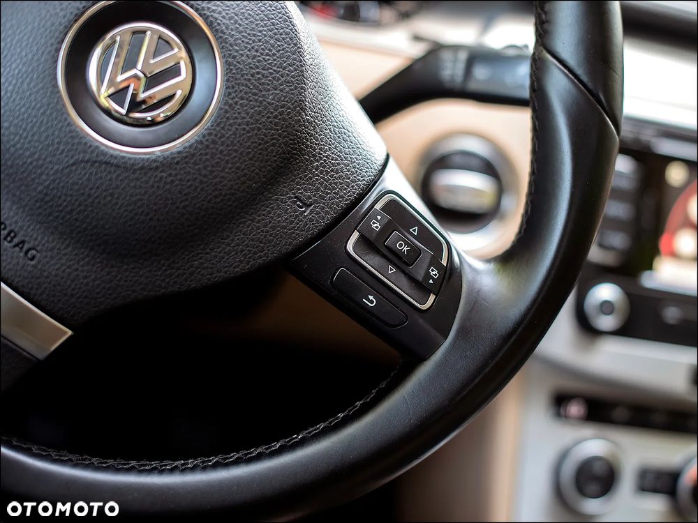 Volkswagen Passat CC - 21