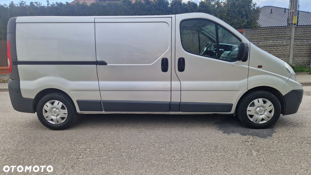 Renault Trafic - 19