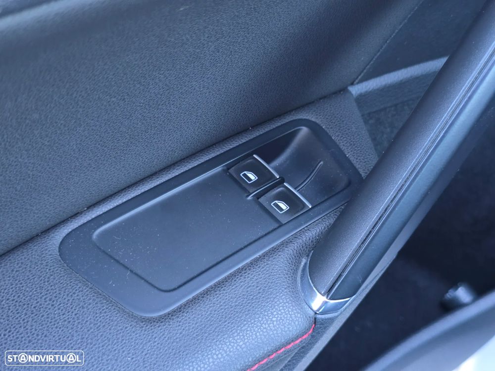 VW Golf 2.0 TSi GTi DSG Performance - 14