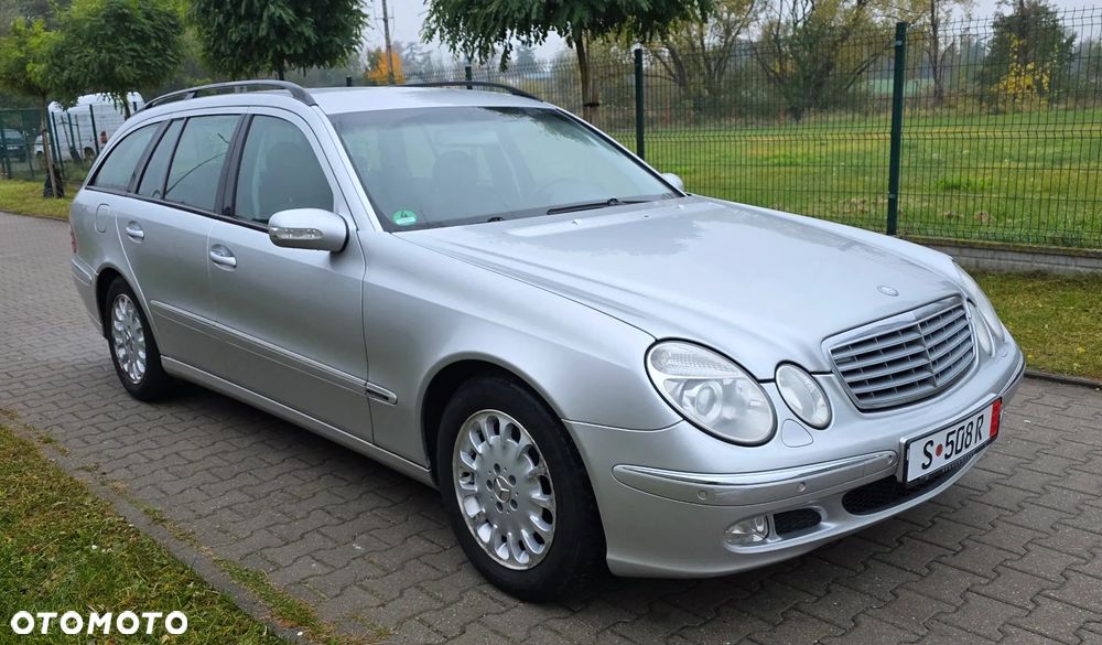 Mercedes-Benz E-Class 2003 photo 4