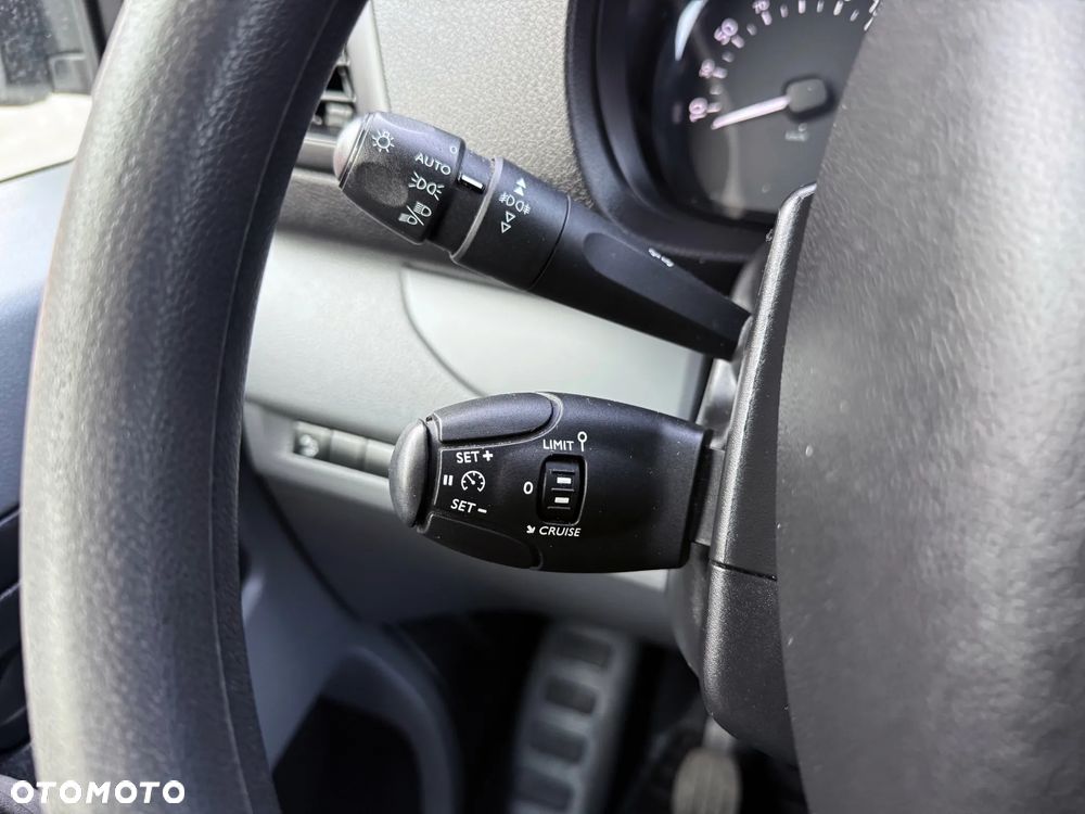 Opel Vivaro Long L2 Chłodnia/Mroźnia Izoterma Dwie Komory - 10