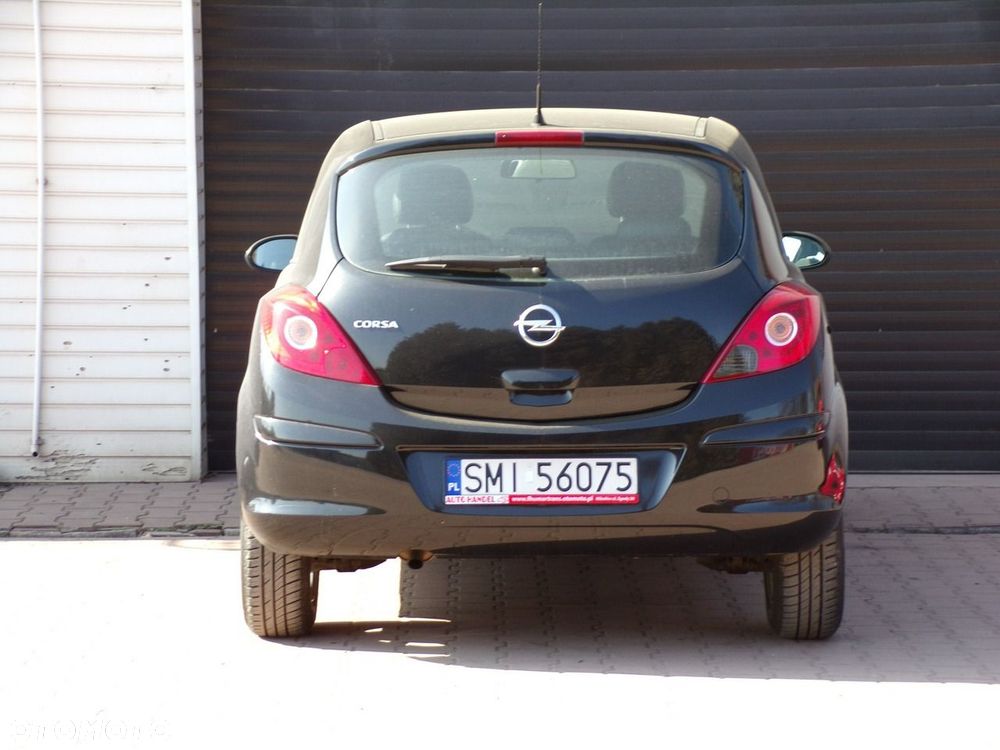 Opel Corsa - 8