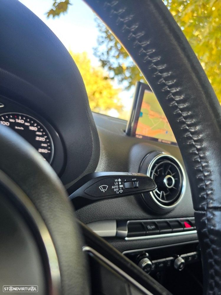 Audi A3 Sportback 1.6 TDI S-line - 14
