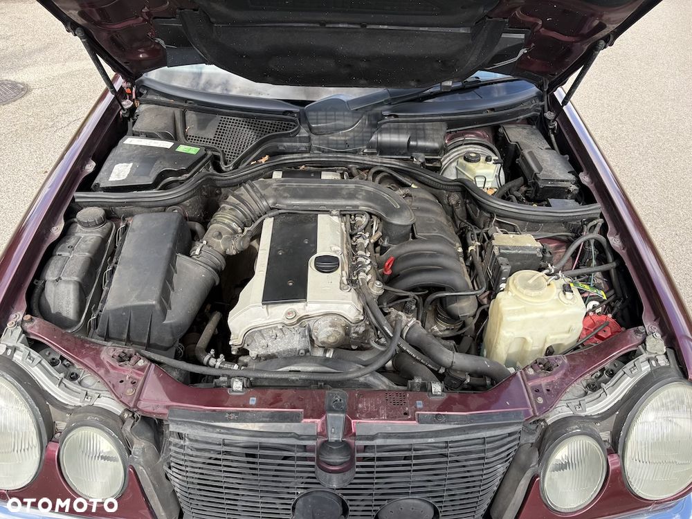 Mercedes-Benz Klasa E - 14