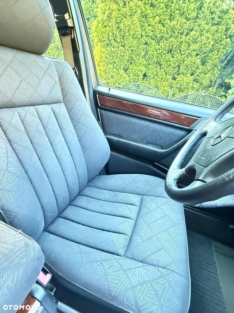 Mercedes-Benz Klasa E - 10