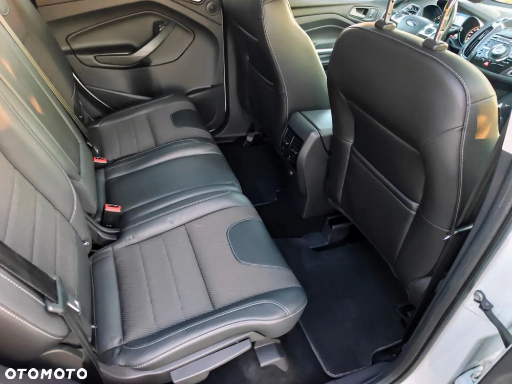 Ford Kuga 2.0 TDCi 4x4 Individual - 11