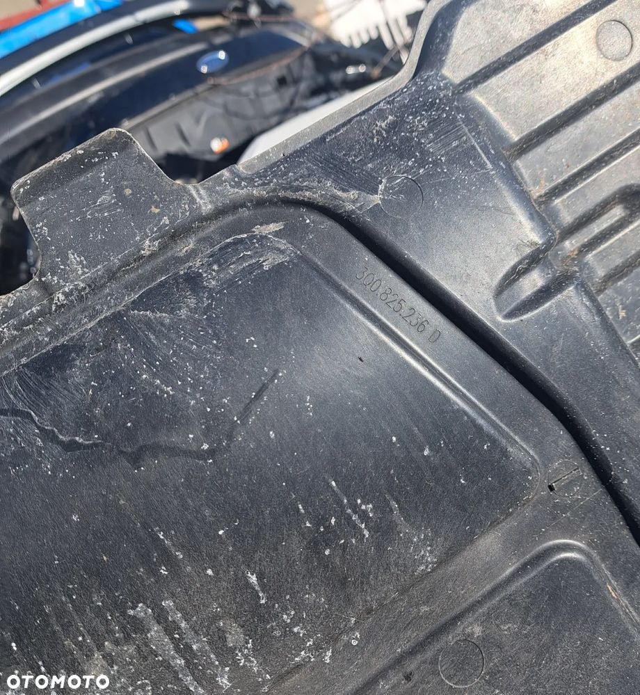 Ekran płyta osłona pod silnik VW Arteon Golf VII Passat B8 Touran T-Roc Audi A3 Q2 Seat Ateca Leon III Skoda Karoq Octavia Superb 3Q0825236D - 3