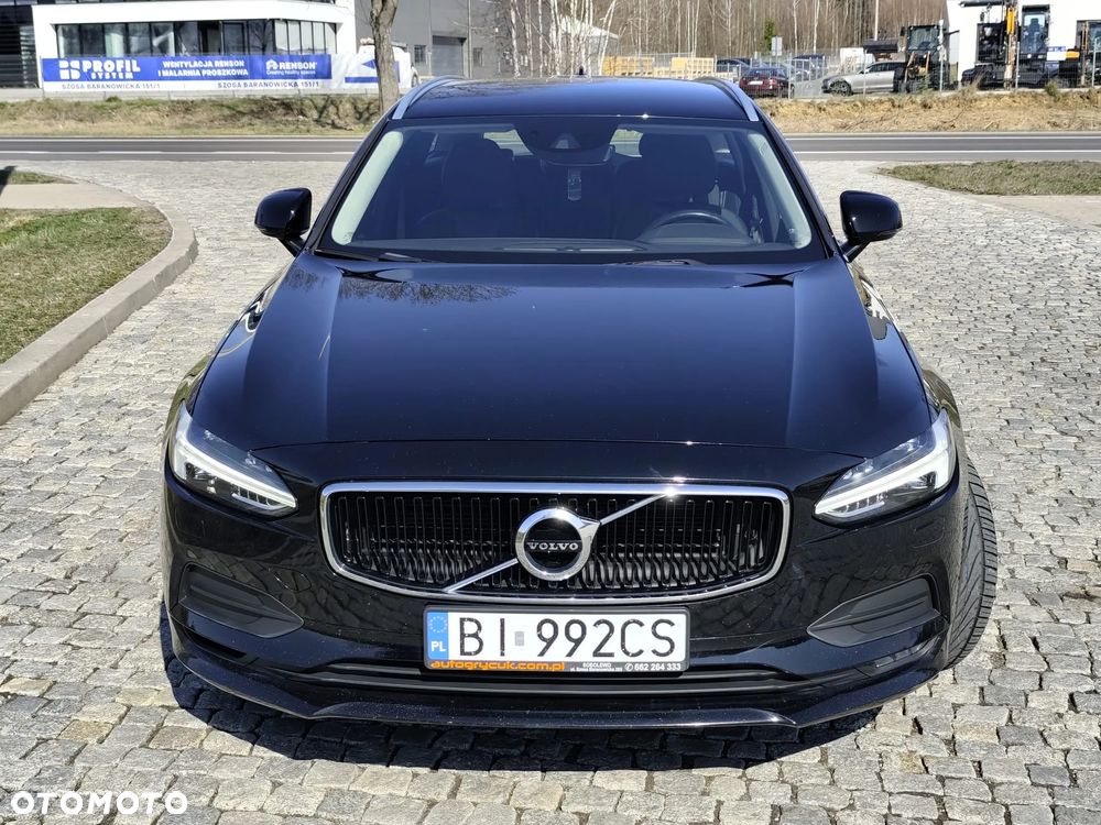 Volvo V90 D3 Momentum - 2