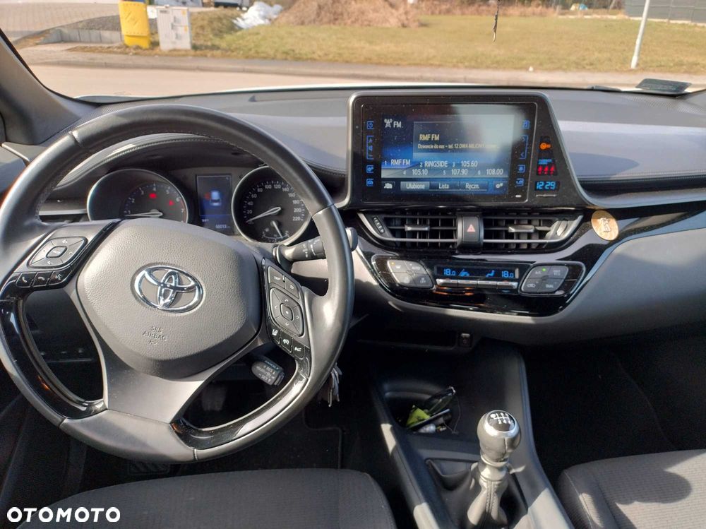Toyota C-HR - 6