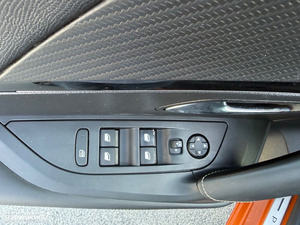 Peugeot 2008 1.2 PureTech GT Line EAT8 - 13