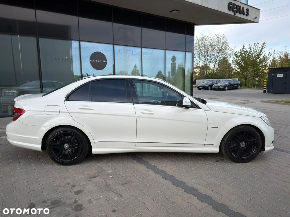 Mercedes-Benz Klasa C 220 CDI DPF Avantgarde - 7