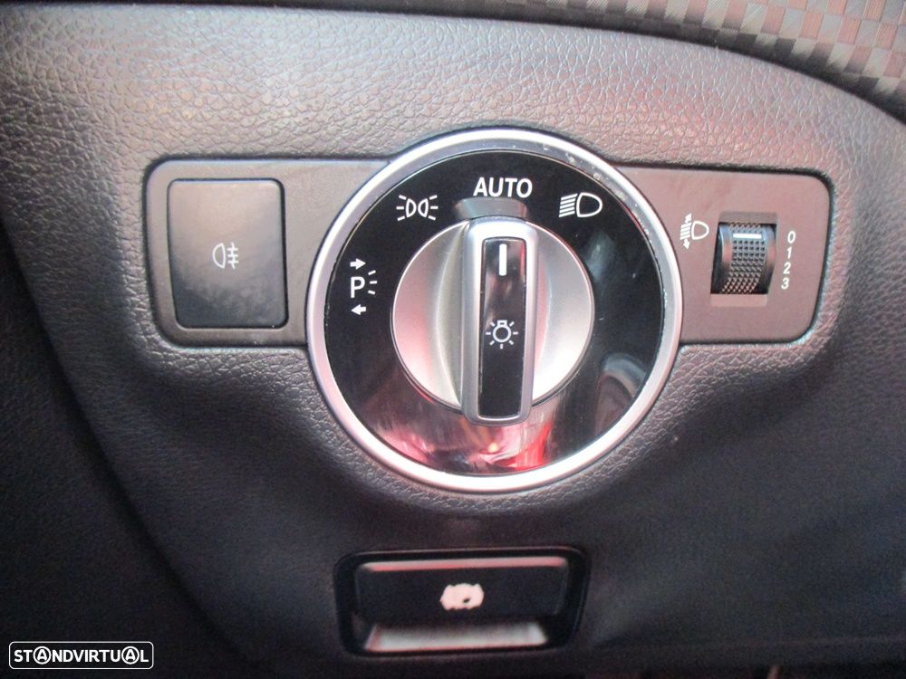 Mercedes-Benz A 180 d - 31