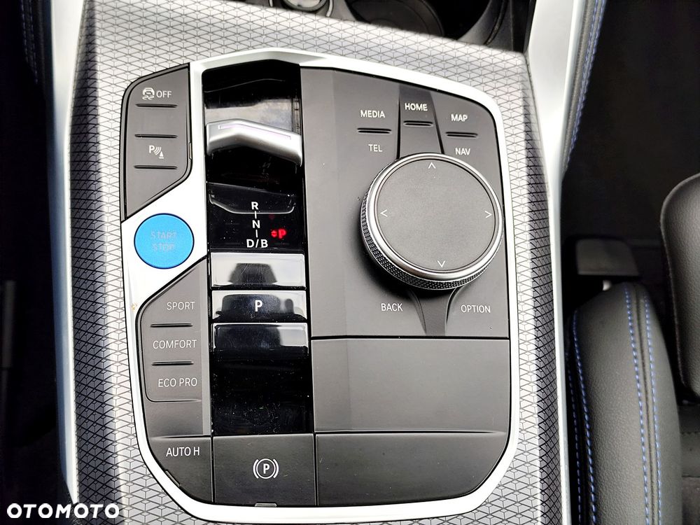 BMW i4 80.7kWh eDrive 35 M Sport - 21