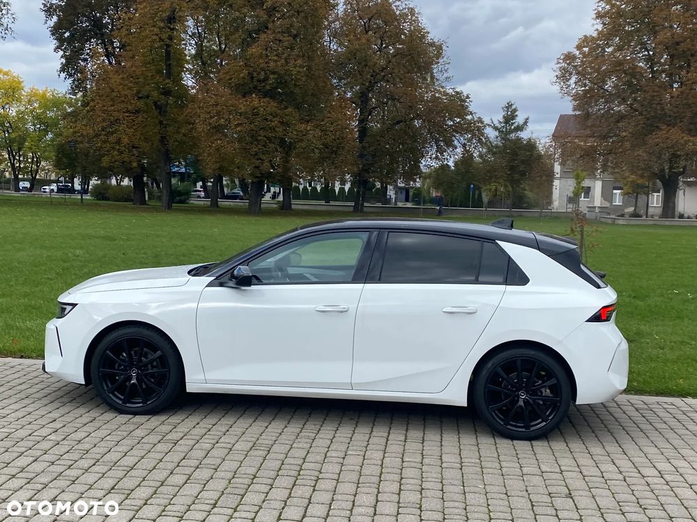 Opel Astra 1.2 Turbo Business Edition - 15