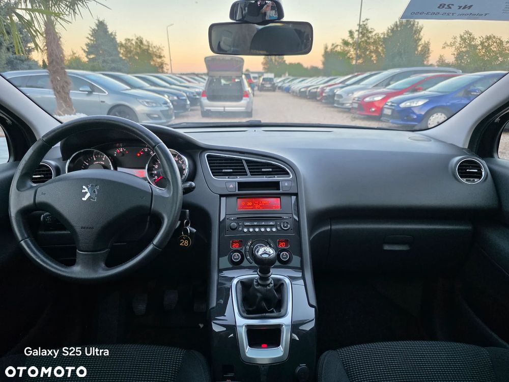 Peugeot 5008 - 31