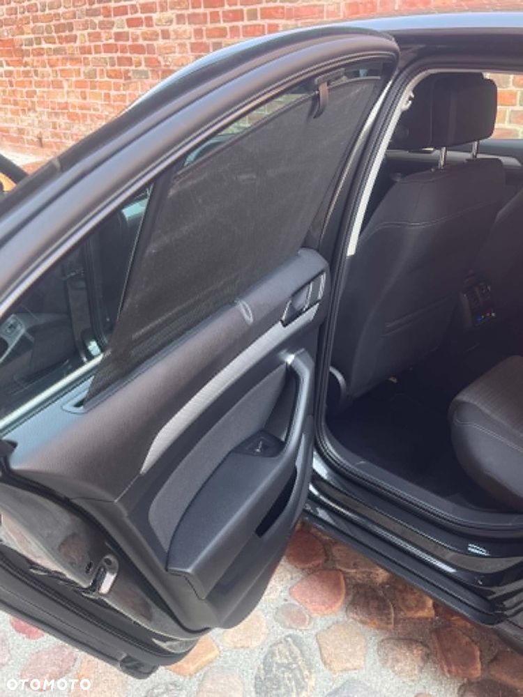 Volkswagen Passat 2.0 TDI SCR DSG Comfortline - 33