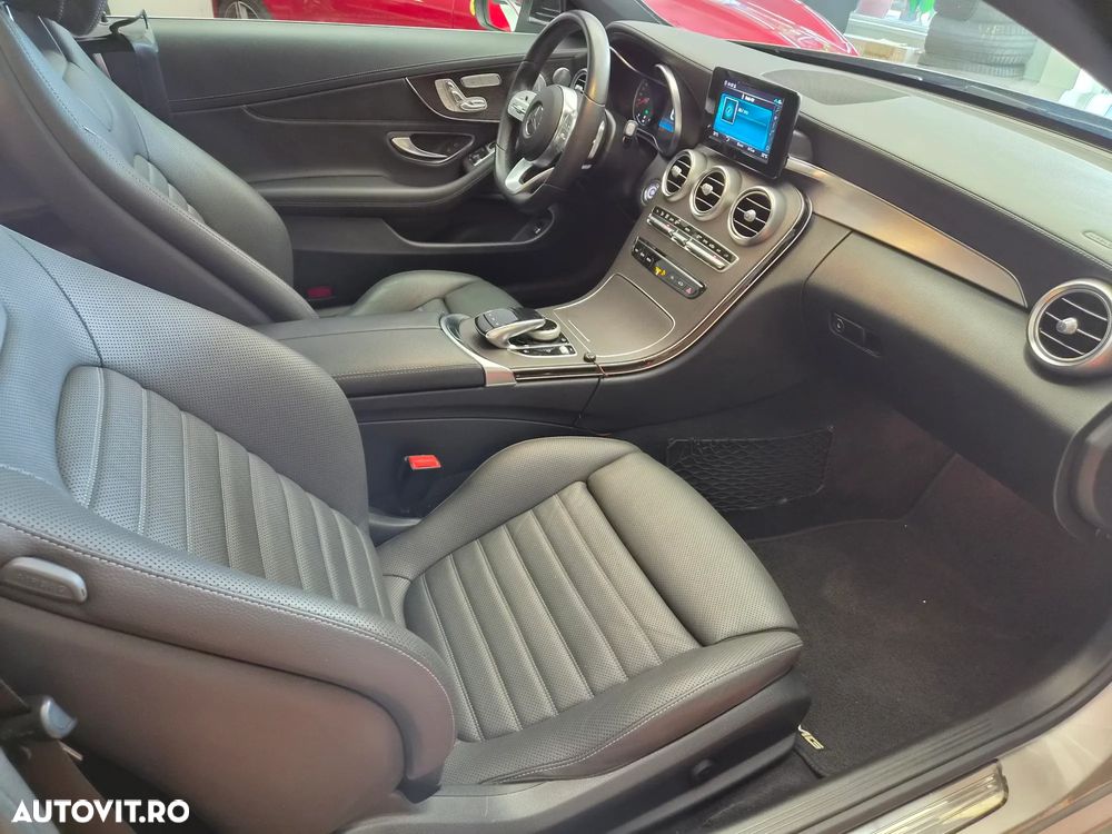 Mercedes-Benz C 300 MHEV - 14