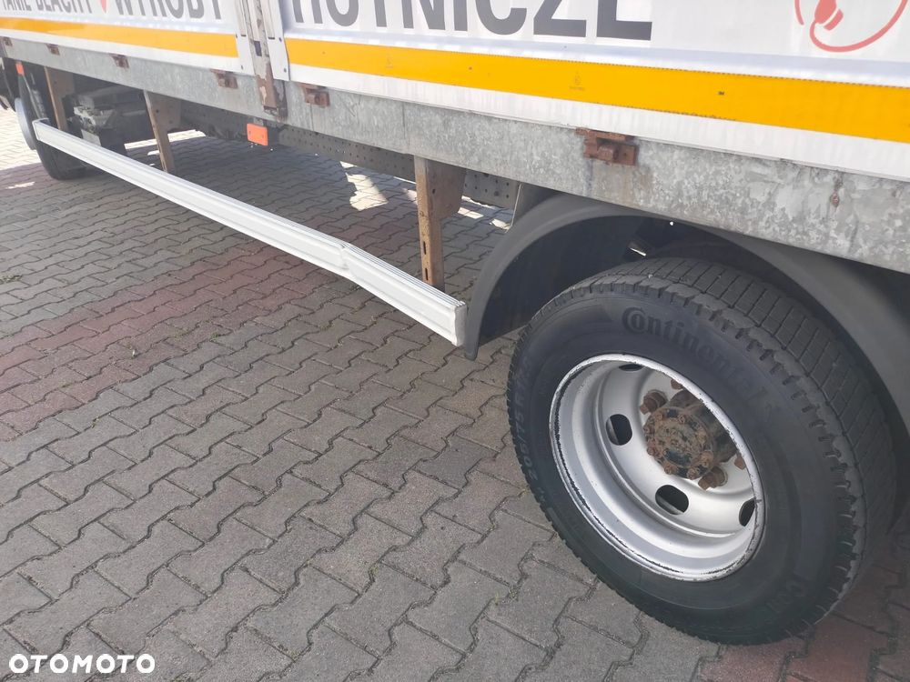 Mitsubishi Canter FUSO 9C18 - 4