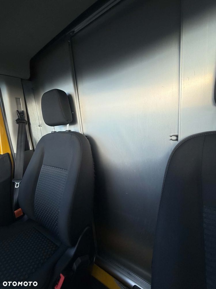 Ford Transit - 11