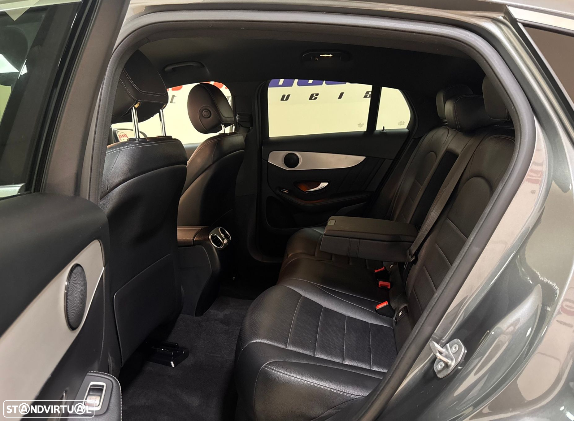 Mercedes-Benz GLC 300 de Coupé 4Matic - 54