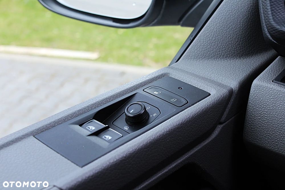 Volkswagen transporter - 26
