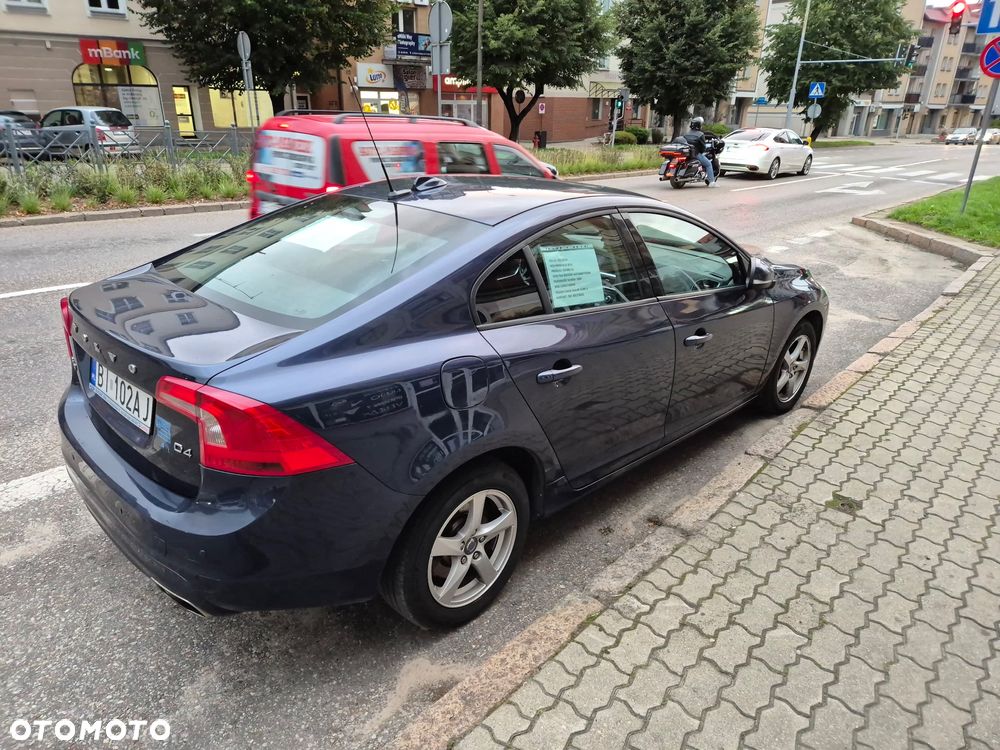 Volvo S60 - 2