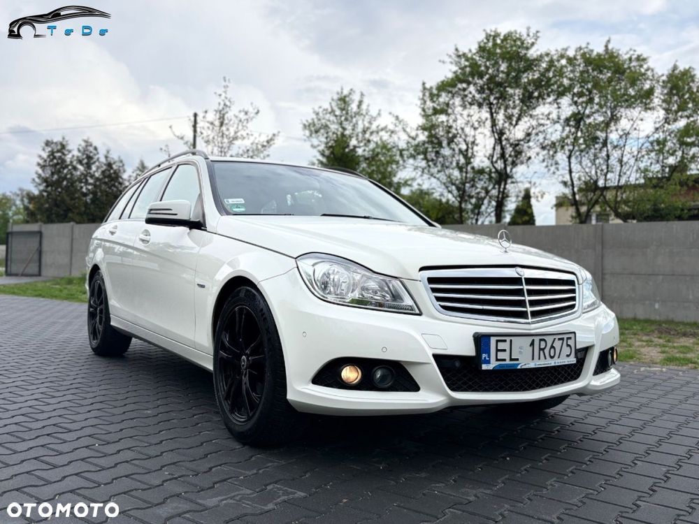 Mercedes-Benz Klasa C 200 CDI DPF (BlueEFFICIENCY) 7G-TRONIC - 7