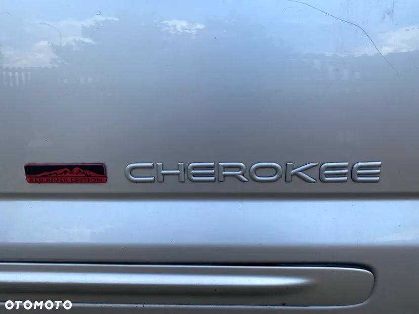 Jeep Cherokee 2.8L CRD Limited - 10