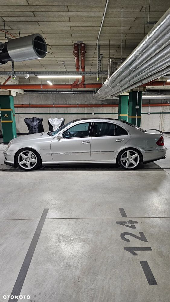 Mercedes-Benz Klasa E 55 T AMG - 4