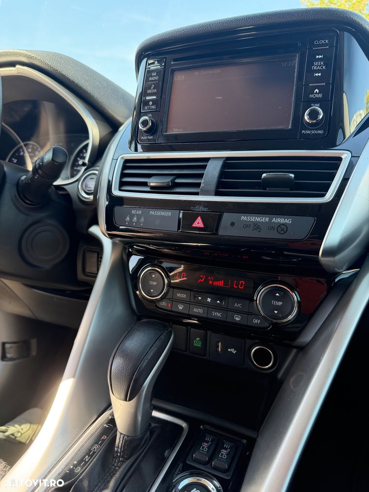 Mitsubishi Eclipse-Cross 1.5-litre 16-valve DOHC MIVEC 4X4 Invite+ Aut. - 6