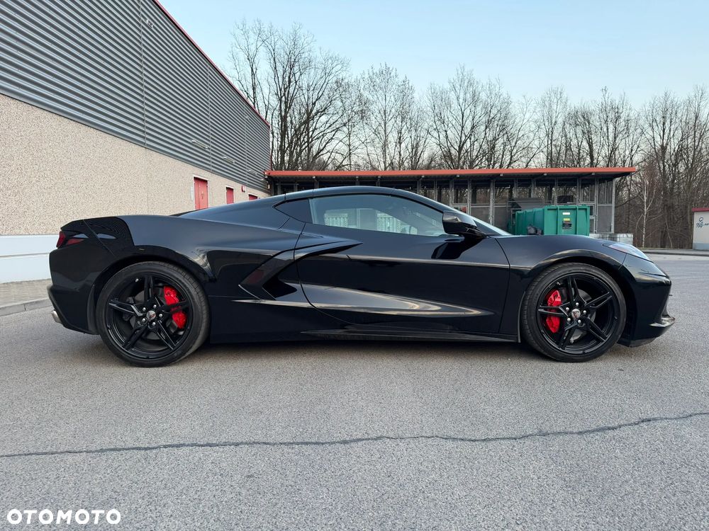 Chevrolet Corvette - 8