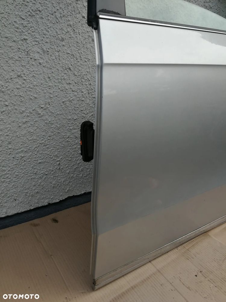 Drzwi lewy tył VW Passat B7 LA7W sedan - 3