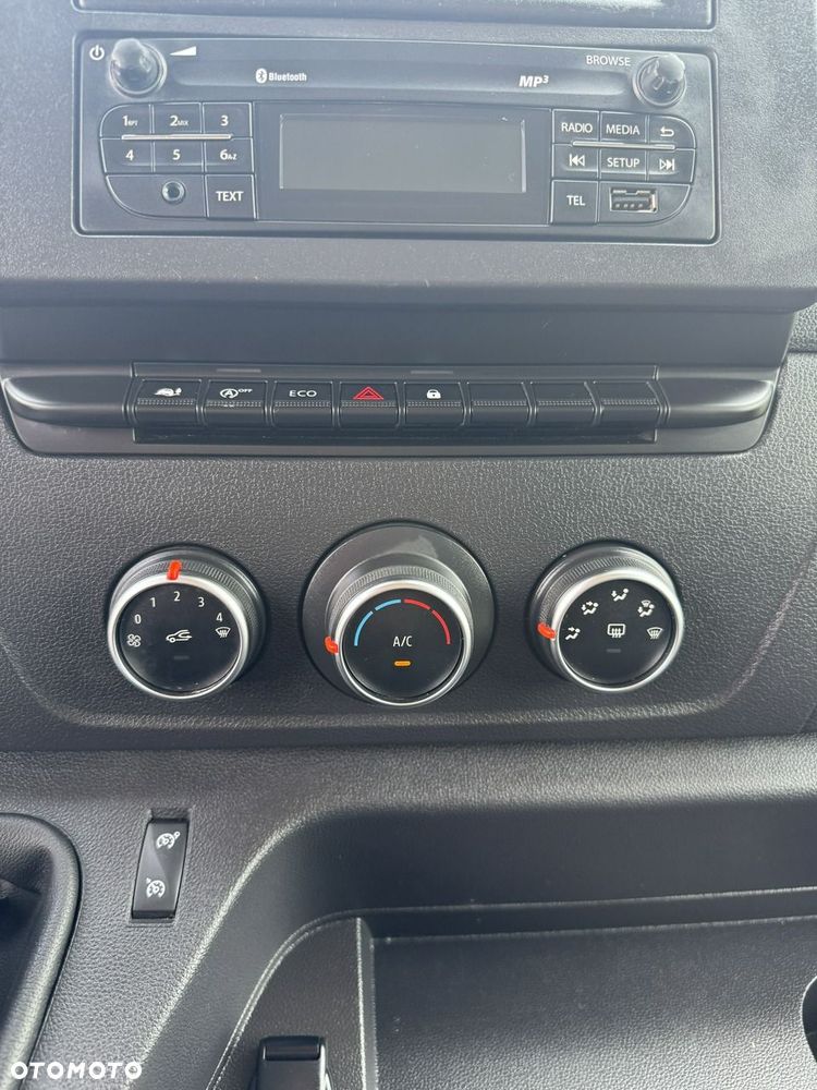 Renault Master - 17