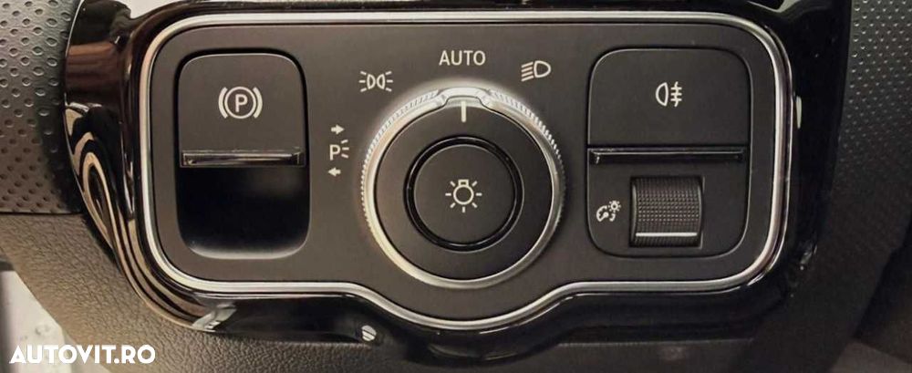 Mercedes-Benz CLA - 22