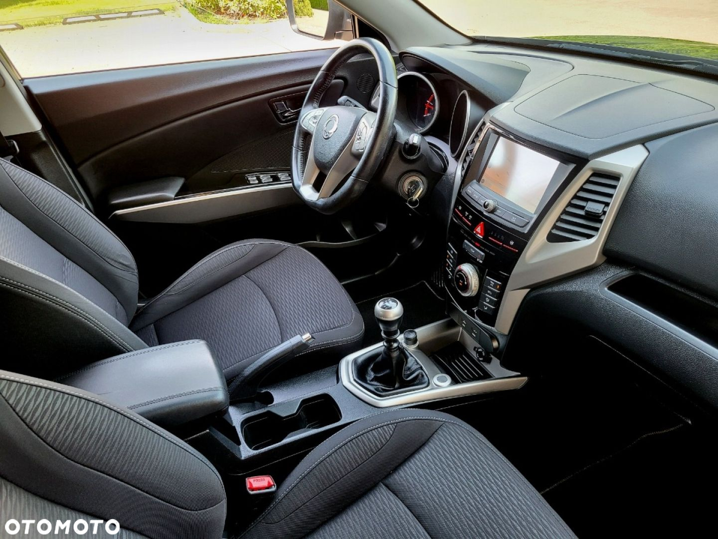 SsangYong/KGM Tivoli - 10