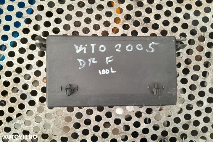 CALCULATOR USA FATA DREAPTA 8980607961 Mercedes-Benz Vito W638 [1996 - 2