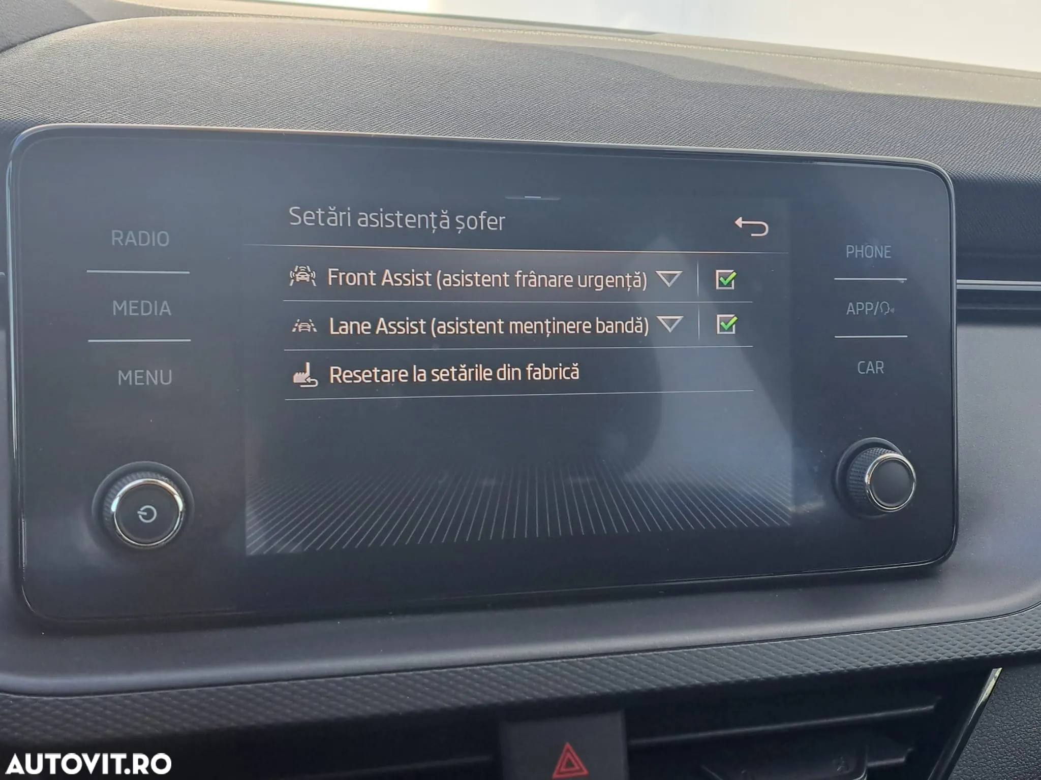 Skoda Scala 1.6 TDI DSG Ambition - 11