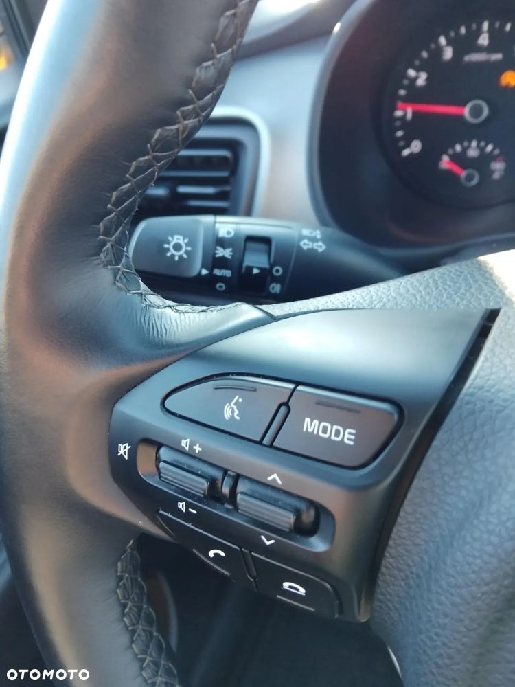 Kia Stonic 1.0 T-GDI M - 13