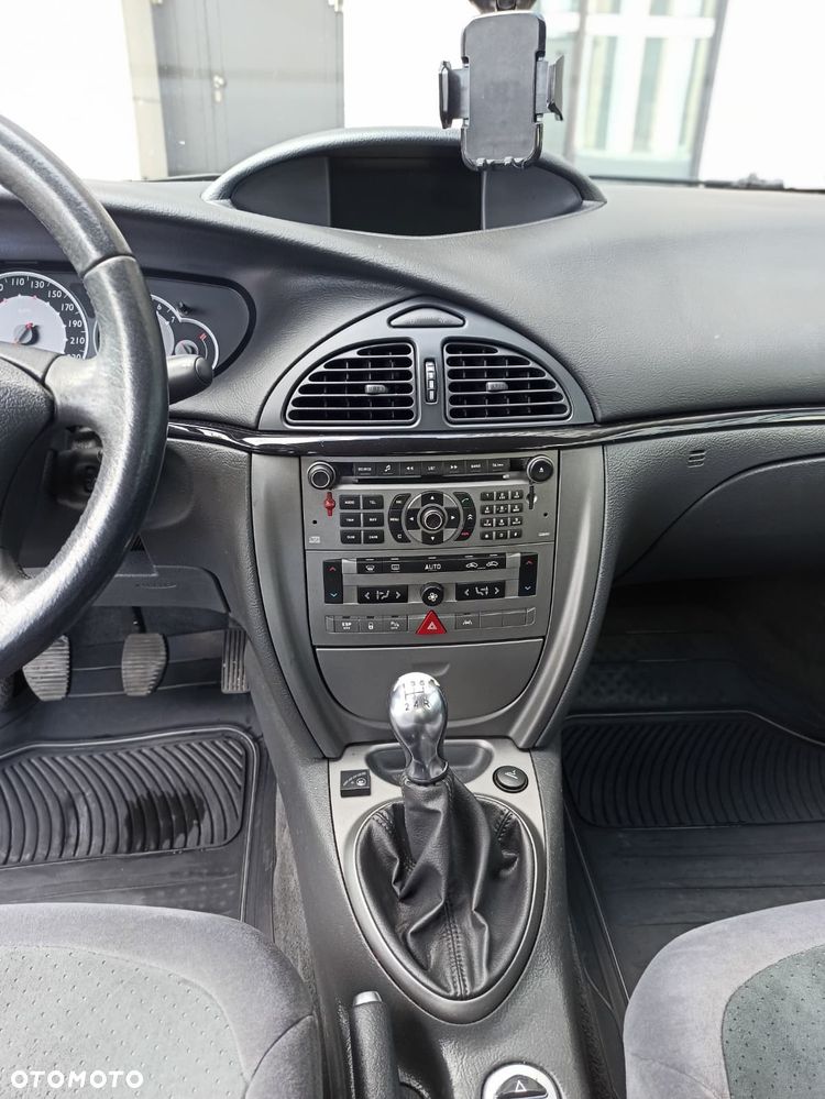 Citroën C5 2.0i 16V Prestige - 9