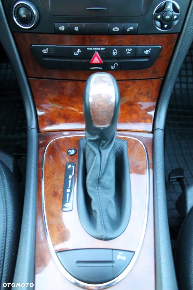 Mercedes-Benz Klasa E - 22