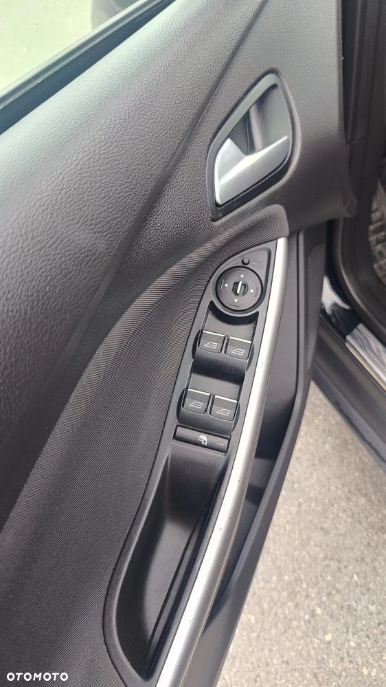 Ford Focus - 17